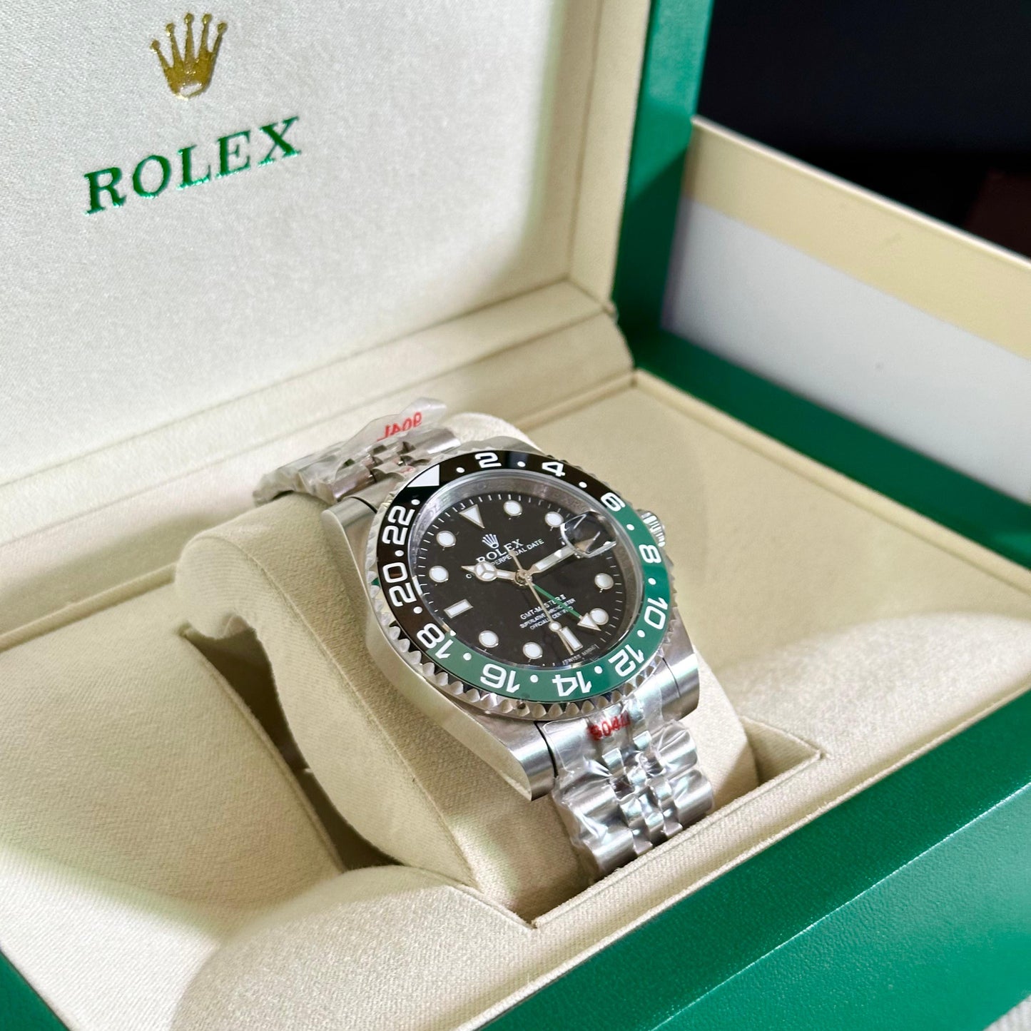 GreenEdge MasterTime –  Stainless Steel Luxury Watch with Rotating Bezel