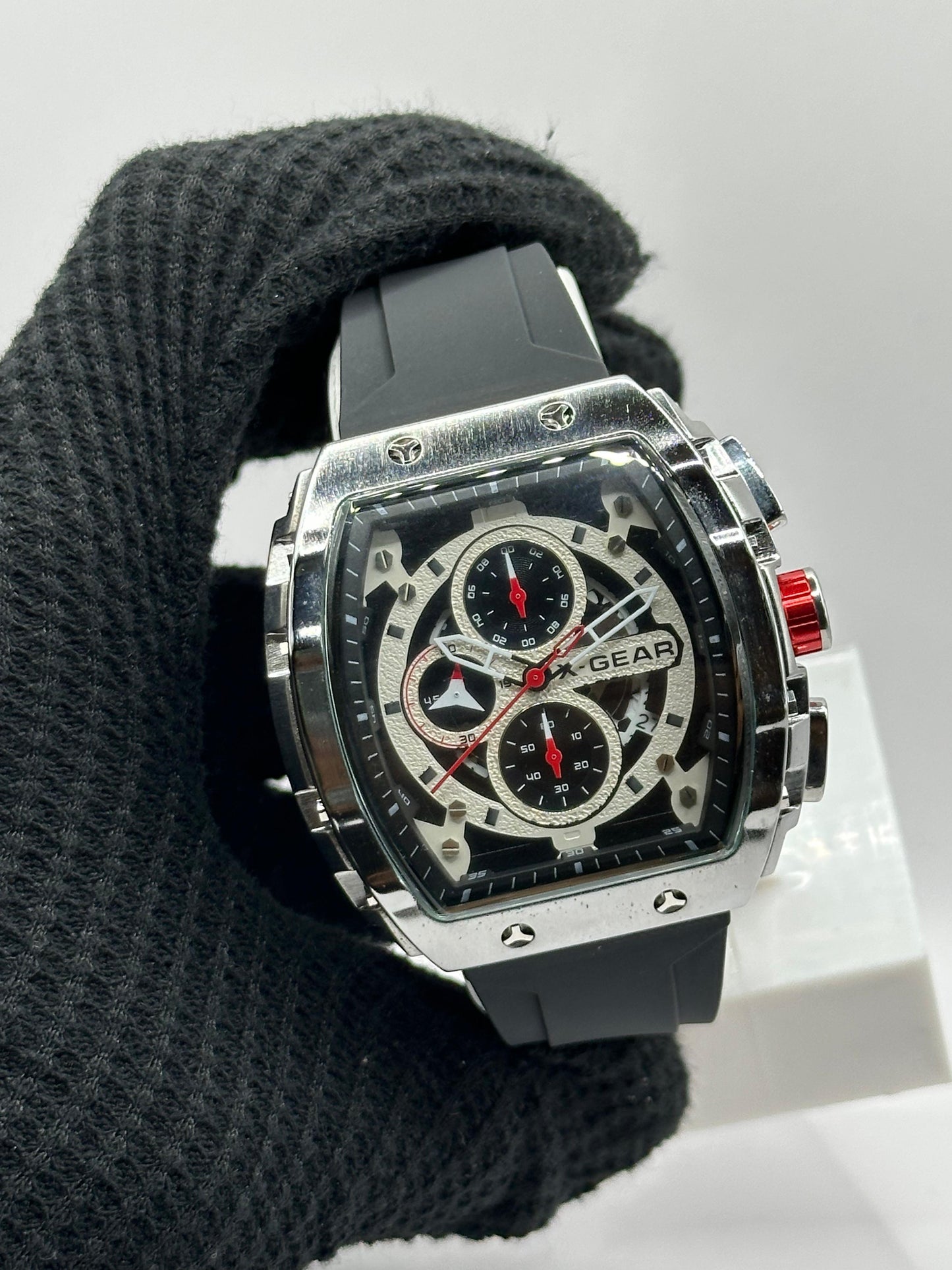 XGEAR Chronograph Sports Watch – Bold Design. Unmatched Power. ⚙️