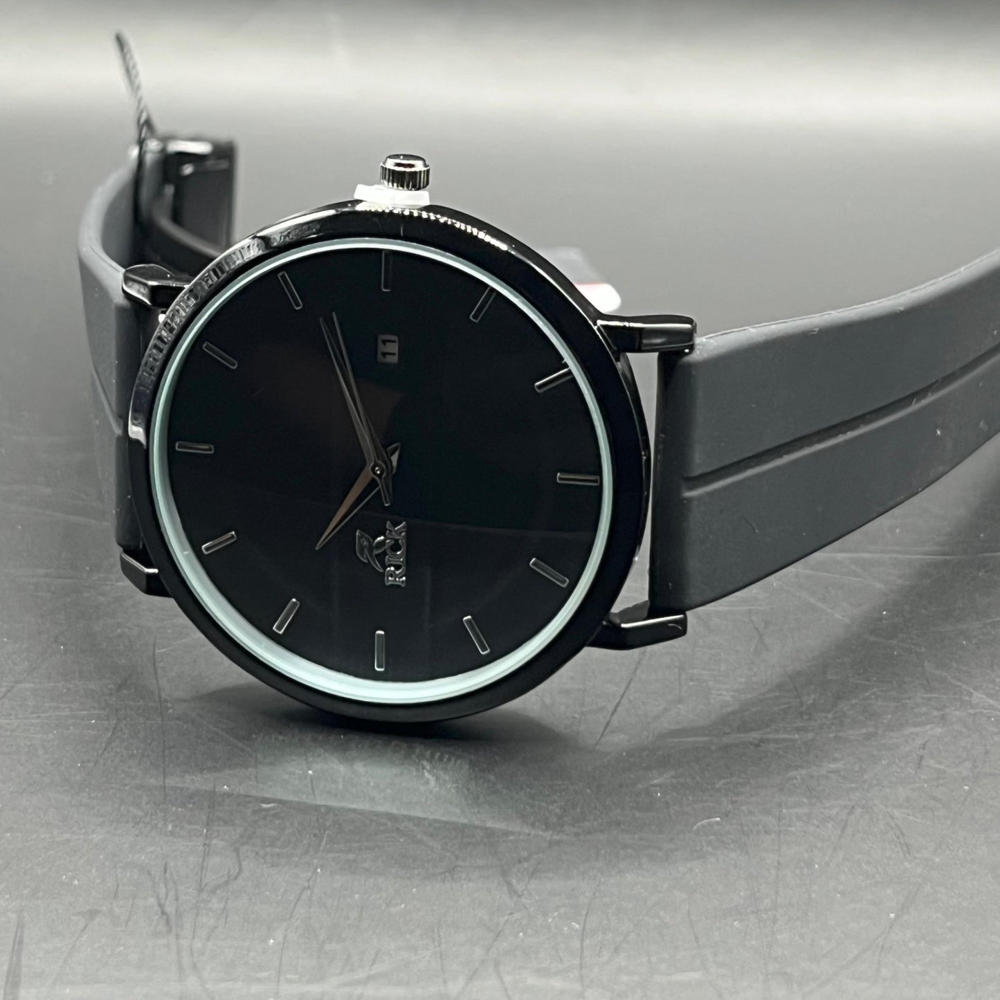 Rick Minimalist Analog Watch – Dual Variant Collection